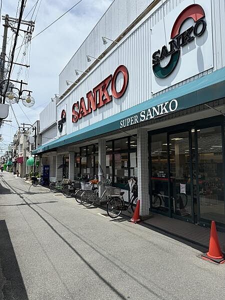周辺を拡大表示