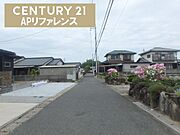 車通りも少ない前面道路！