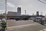 タイヨー桜町店まで739m