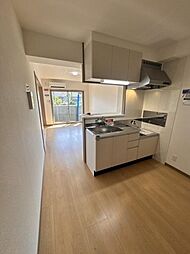 Lutoriine(ルトリーネ） 106 1階1LDKのリビング/ダイニング