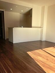 サーパス橘通東 303 3階2SLDKのリビング/ダイニング