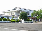 宮崎市立大久保小学校まで2325m