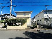 縦列駐車2台可能(車種による)