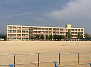 東神吉南小学校まで500m