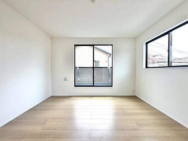 洋室を拡大表示