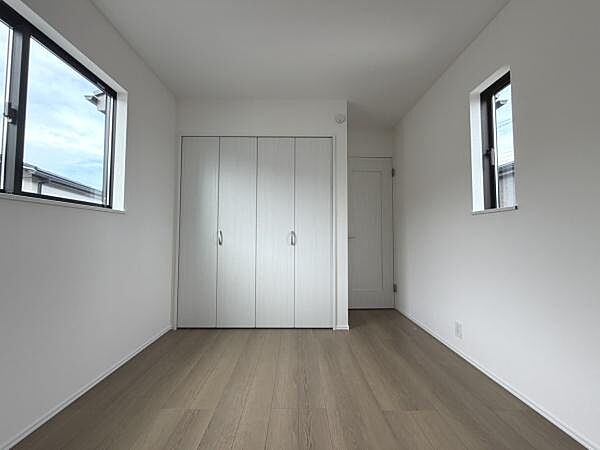 洋室を拡大表示