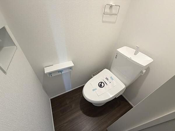 トイレを拡大表示