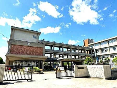 加古川市立加古川小学校まで900m