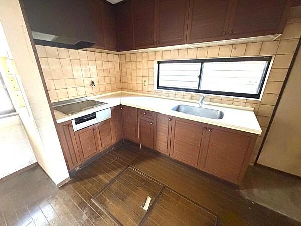 キッチンを拡大表示