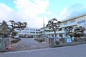 新潟市立大野小学校まで1000m