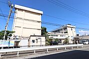 新潟市立新通小学校まで639m