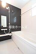【同社施工事例】1坪タイプの広々ユニットバスです！浴室乾燥暖房機を標準装備、1年中快適に過ごせる浴室です