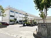 新潟市立木戸中学校まで479m