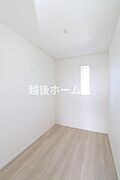 【同社施工例】窓付のテレワークルームは書斎や収納はもちろん！ランドリ―スペースにも最適な広さ♪
