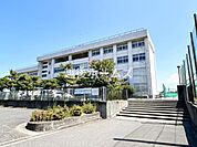 新潟市立下山中学校まで1209m