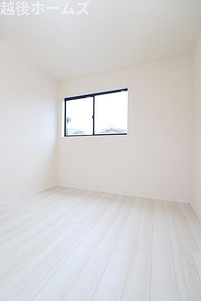 洋室を拡大表示