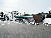 ファミリーマート東大阪日下町店まで479m