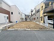 【外観】建築条件付き土地、間口広々約8.3m！