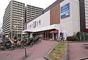 イオンフードスタイル 摂津富田店まで1109m