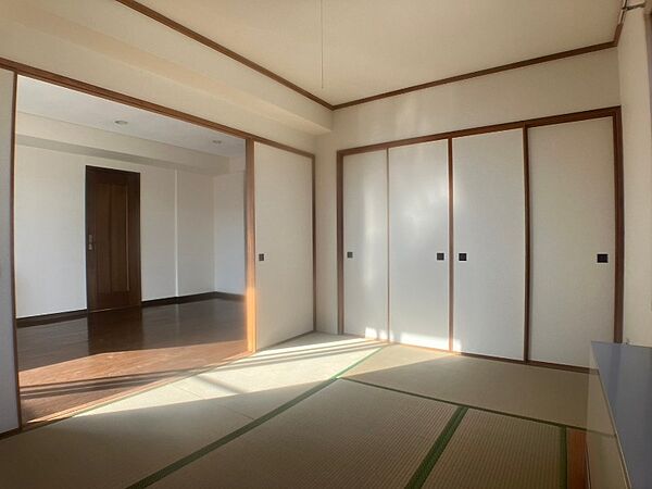 画像25:もうひとつの部屋は和室になっていました！