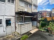 南側には洗濯物を干せるスペース