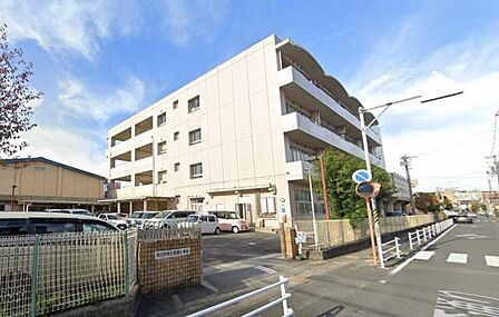 四日市市立浜田小学校まで223m