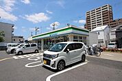 ファミリーマート守口西郷通店まで1616m