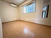 1階洋室約5.6帖※掲載写真はお客様のプライバシー保護のため、一部CG加工を施しております。