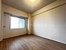 洋室：明るいお部屋です♪