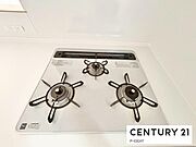 三口コンロで料理もはかどりますね！グリルもあります！