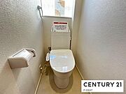 ウォシュレット付きの暖房便座で快適です！