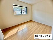 バルコニーに面している明るい部屋です！