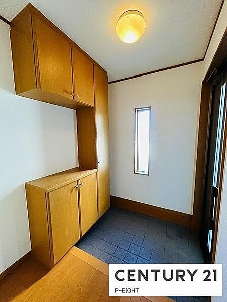 玄関を拡大表示