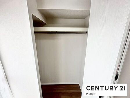 収納などに使える広々とした空間です!
