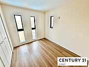 広々とした過ごしやすい部屋です！
