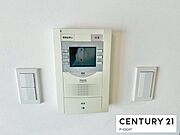 モニター付きインターホンで来客者の顔も見えて安心です！