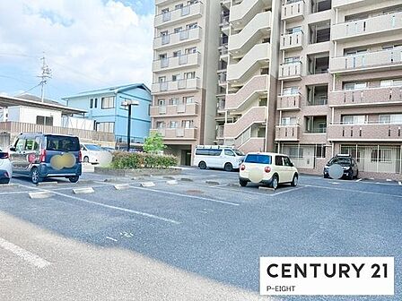敷地内に駐車場あり!