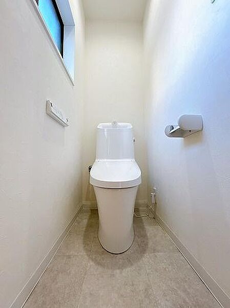 トイレを拡大表示