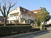 中央保育園まで472m、現地から472m