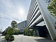 共有部には宅配ボックス配備済み。マンションの悩みの種、お荷物のお受取もスムーズに行えます。