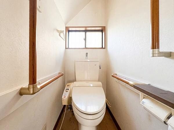 トイレを拡大表示
