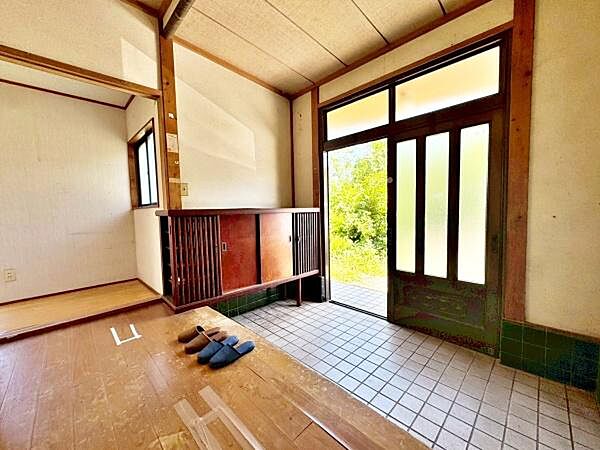 玄関