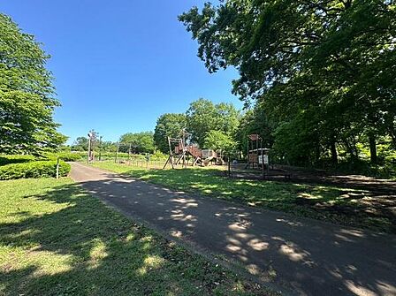 小宮公園まで835m
