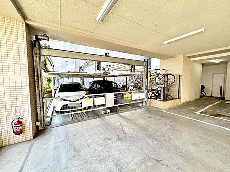 【駐車場】マンション敷地内の駐車場