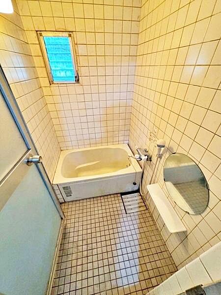 浴室を拡大表示