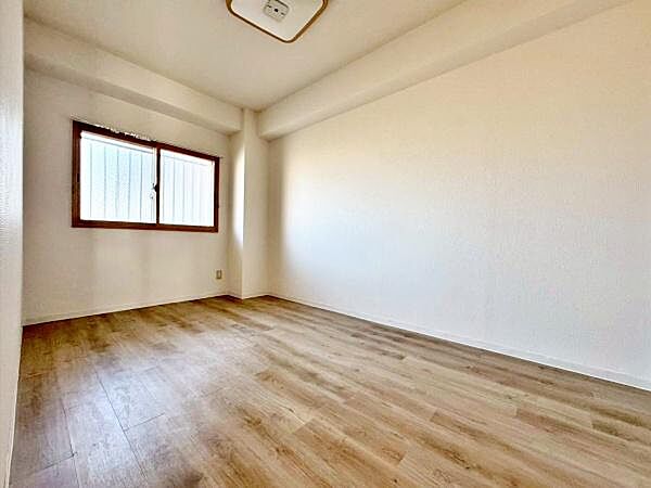 洋室を拡大表示