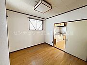 【1階　玄関横　居室】別角度