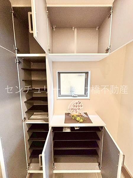 玄関を拡大表示