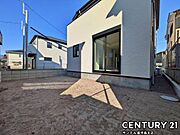 広いお庭スペースになります♪