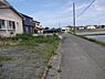 その他：【駐車場】前面道路は交通量の少ない生活道路です